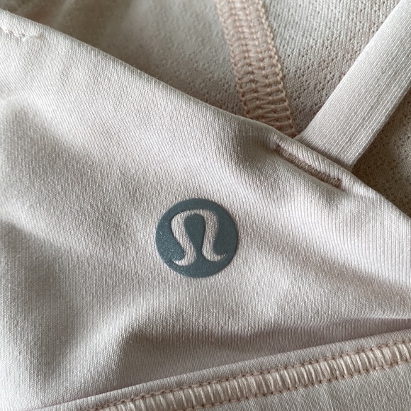 Lululemon Free to be Serene Sport Bra - Picture 9 of 9